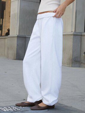 Brandy Melville John Galt White "Rosa" Sweatpants OS